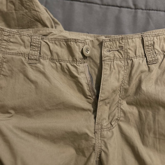 United Colors Of Benetton Khaki Pants - Picture 3 of 9